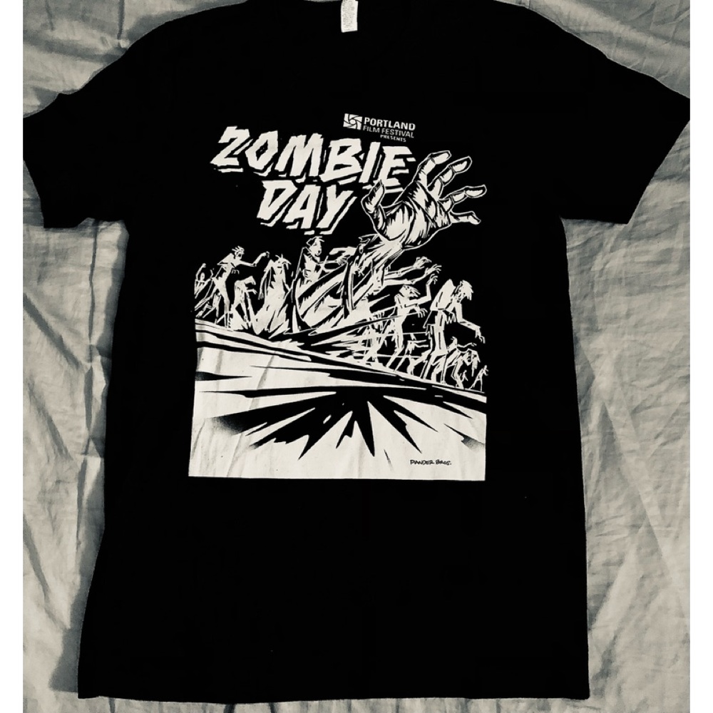 Portland Film Festival ZOMBIE DAY 2015 Tshirt Mens sz M Art by Pander Bros NEW